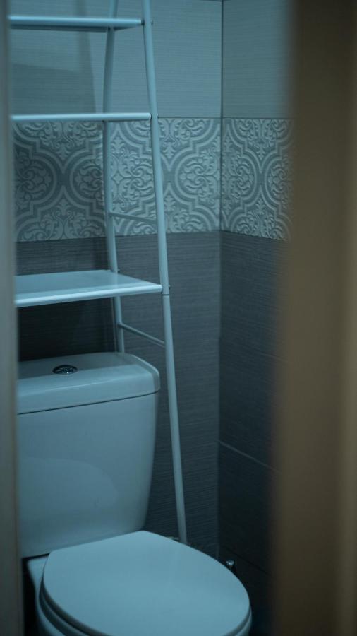 Lets Go - Apartment Tbilisi Buitenkant foto